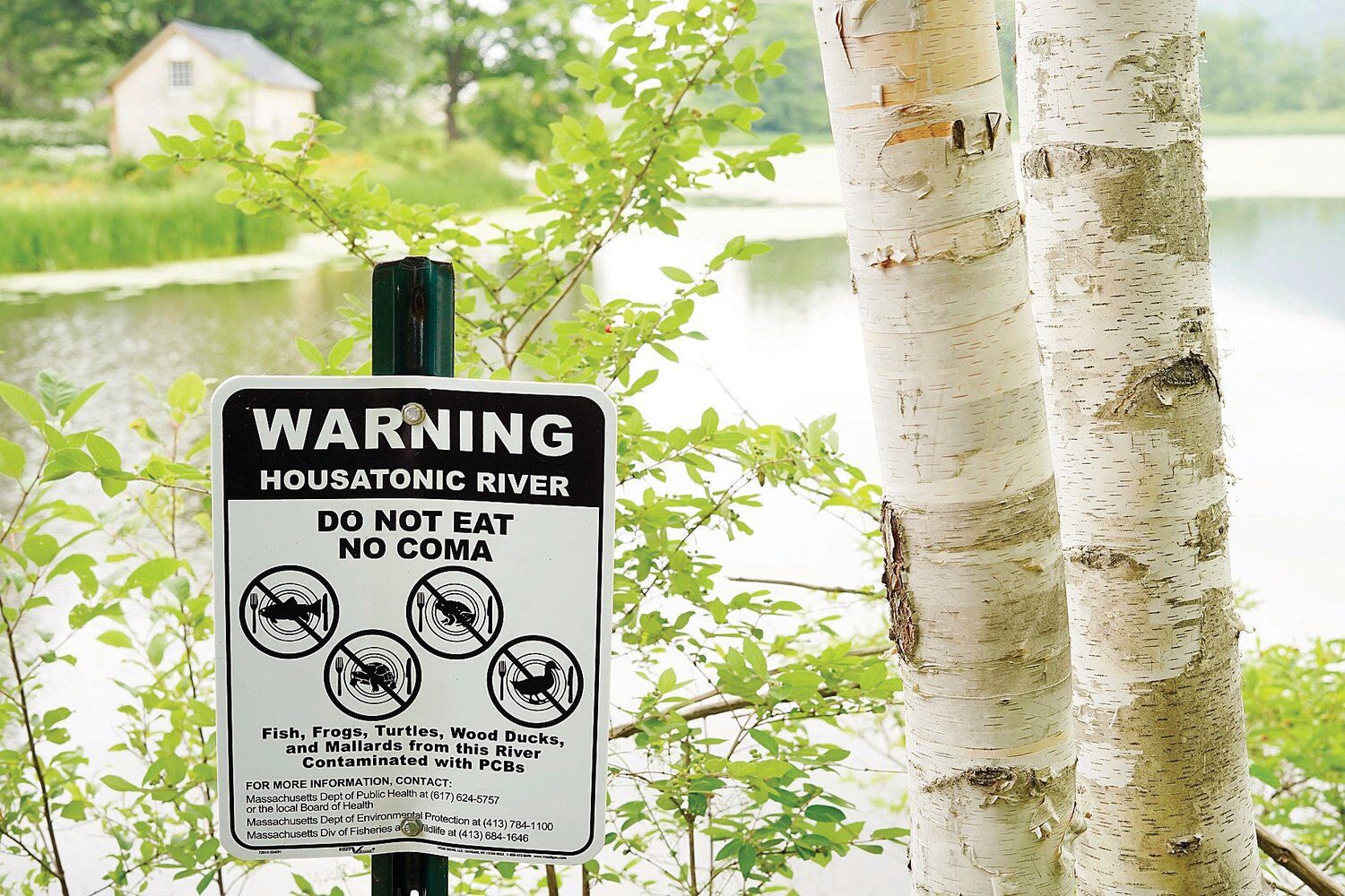 Lee residents want a better cleanup deal - and town agrees to try